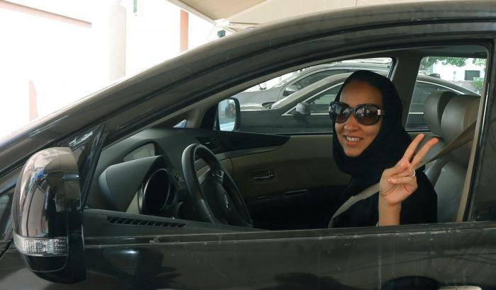 Cade un tabù «non per guidare ma per vivere»