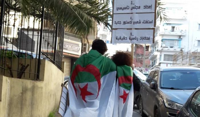 Resa dei conti tra esercito e clan