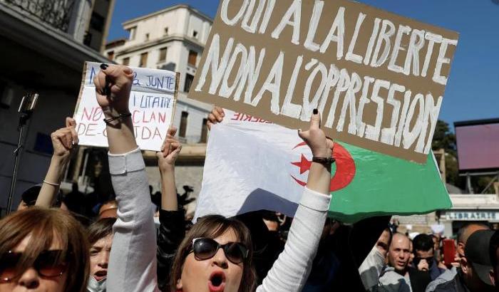 La morte dell'uomo forte non ferma la rivoluzione