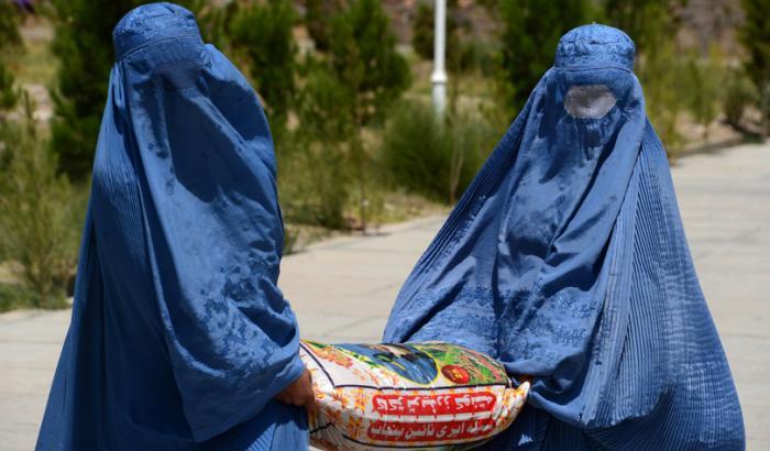 «Avete creato il caos noi resisteremo». Intervista a una attivista di Rawa